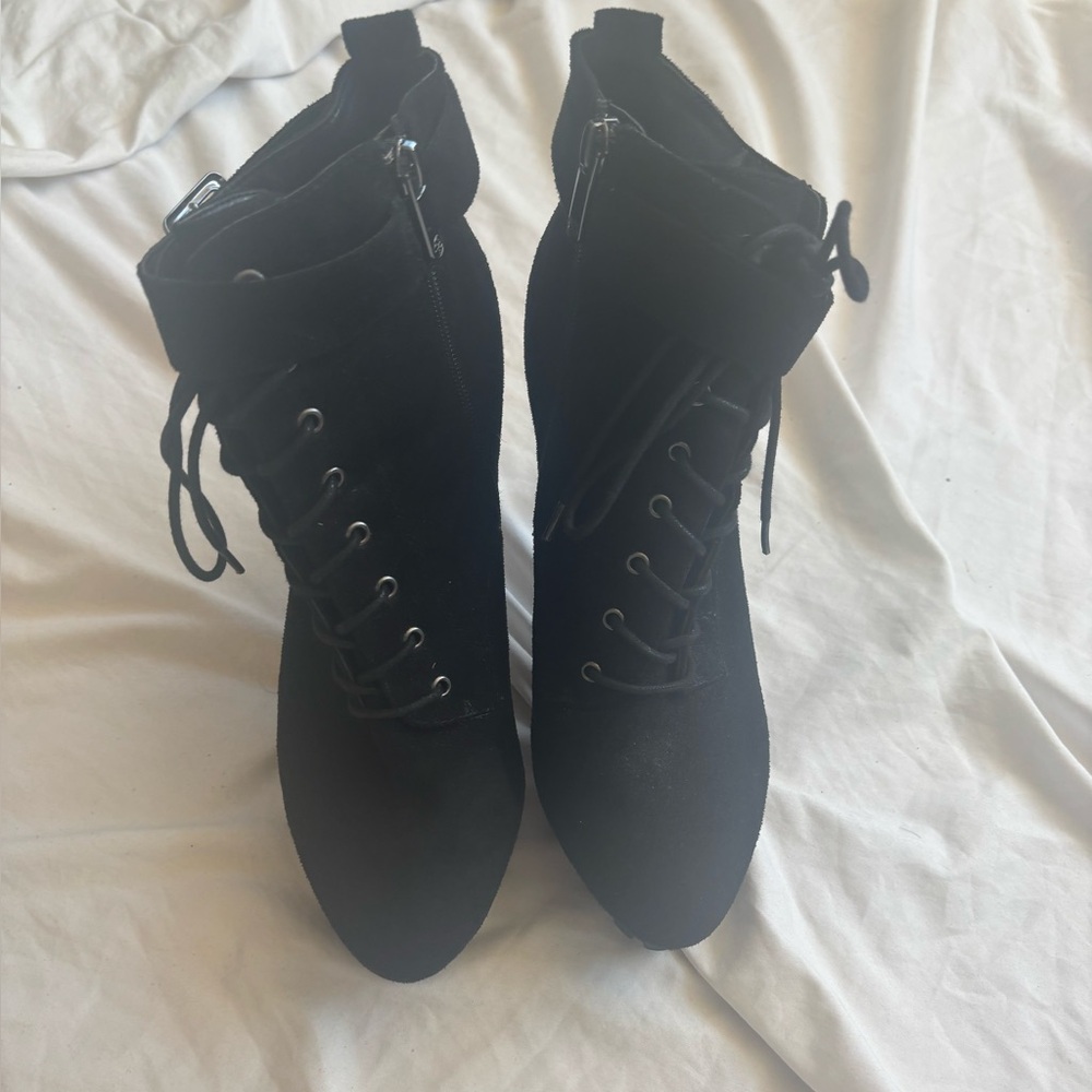Guess Black Lace-Up Ankle stiletto Boots - Picture 2 of 5